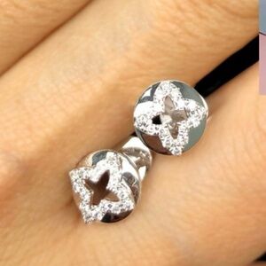 White gold diamond earrings CUTE!